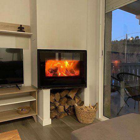 Casa Vanguardista En El Campo Cerca De Santiago Pontevedra Bagian luar foto