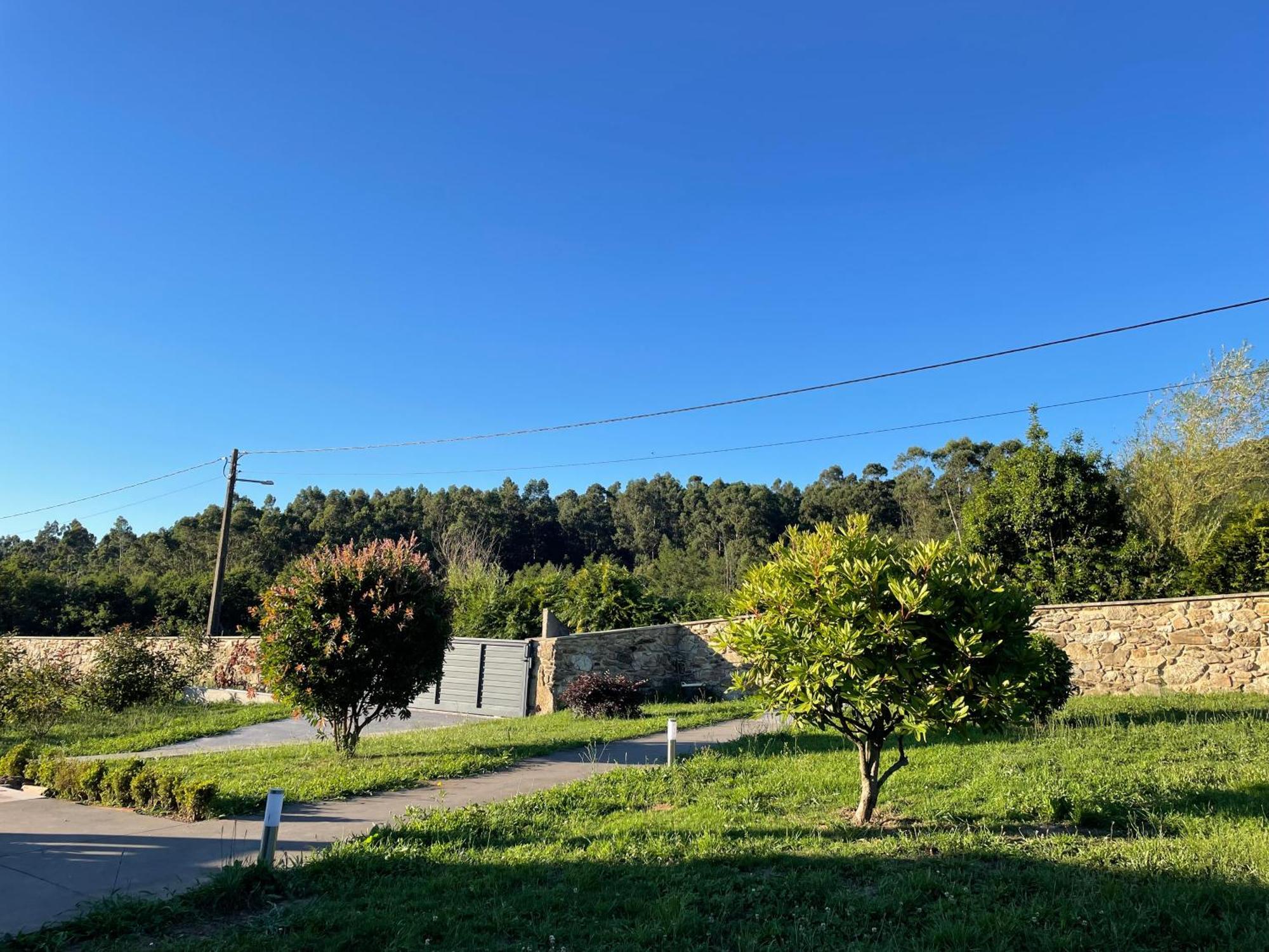 Casa Vanguardista En El Campo Cerca De Santiago Pontevedra Bagian luar foto